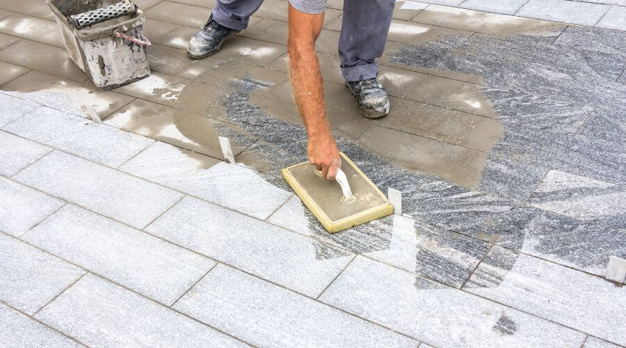 Professional gutter cleaning in Louisville, AL
